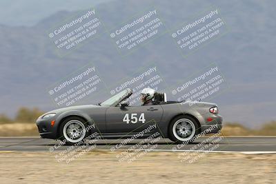 media/Jan-25-2025-SCCA SD (Sat) [[918ace9a21]]/2-Intermediate/Session 2 Turn 3 Inside Speed Panes/